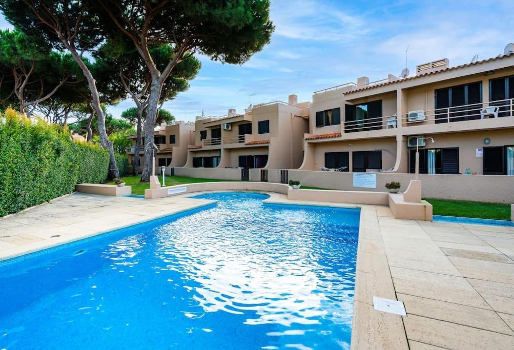Alegria - Moradia Geminada 6 Com Piscina E Perto Dos Golfes Em Vilamoura * Quarteira
