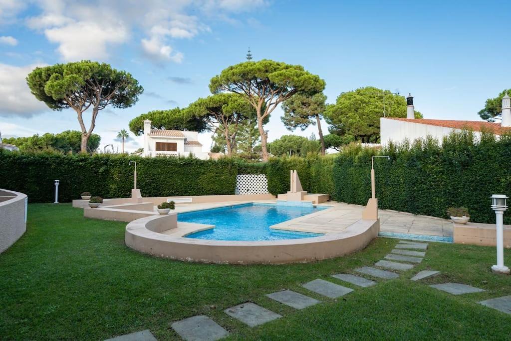 Alegria - Moradia Geminada 6 Com Piscina E Perto Dos Golfes Em Vilamoura Quarteira
